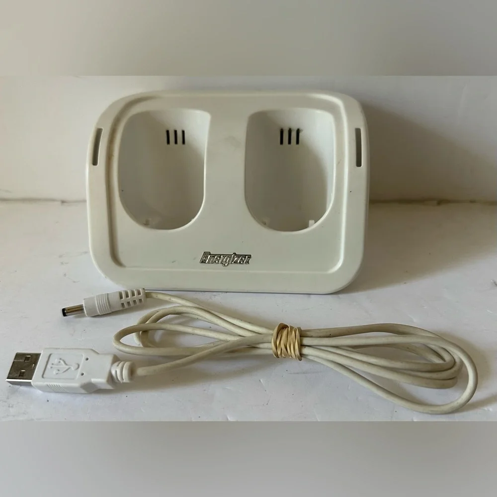 ENERGIZER 2X Charger System for Nintendo Wii Remote PL-7522 Double Charging Dock